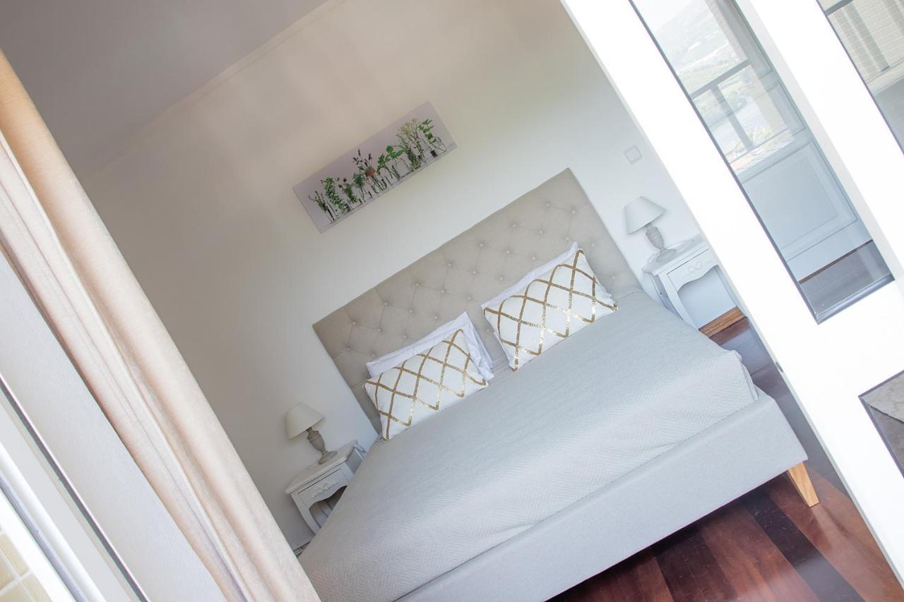 The Rooftop Suites Peso da Regua Exterior photo
